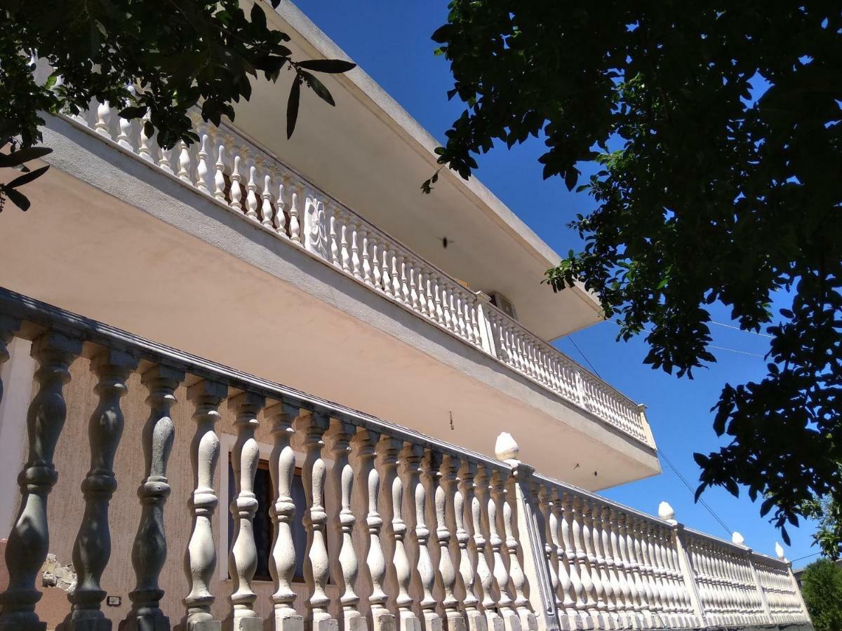 Arsen Apartments Sarande Exterior photo
